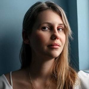 Meet your Posher, Véronique